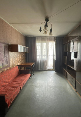 Продам трехкомнатную (3-комн.) квартиру, Кораблестроителей ул, 40к2, Санкт-Петербург г