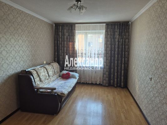 Продам однокомнатную (1-комн.) квартиру, Партизанской Славы б-р, 3, Кировск г