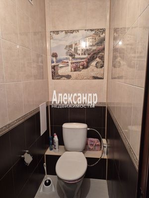 Продам однокомнатную (1-комн.) квартиру, Партизанской Славы б-р, 3, Кировск г