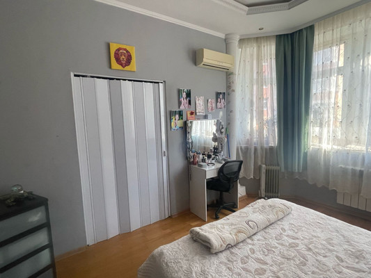 Продам многокомнатную квартиру, Новая ул, 6, Марьино д