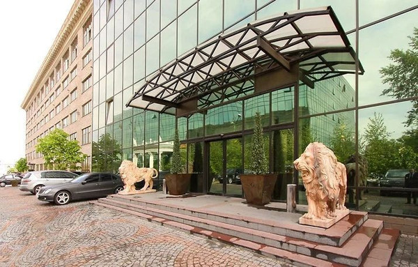 Продам трехкомнатную (3-комн.) квартиру, Верейская ул, 29, Москва г