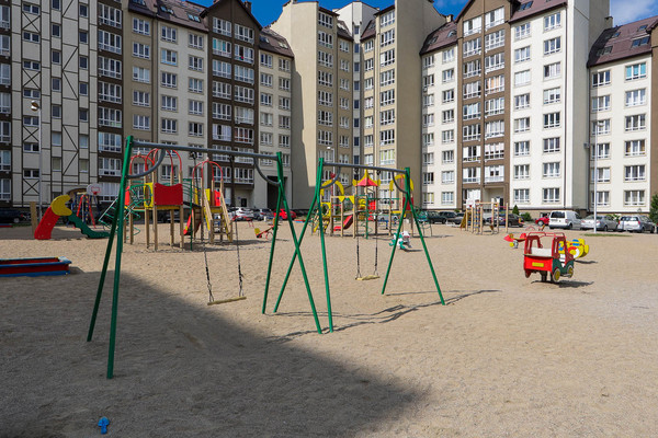 Продам двухкомнатную (2-комн.) квартиру, Весенняя ул, 1, Васильково п