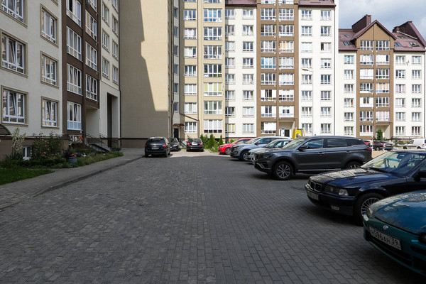 Продам двухкомнатную (2-комн.) квартиру, Весенняя ул, 1, Васильково п