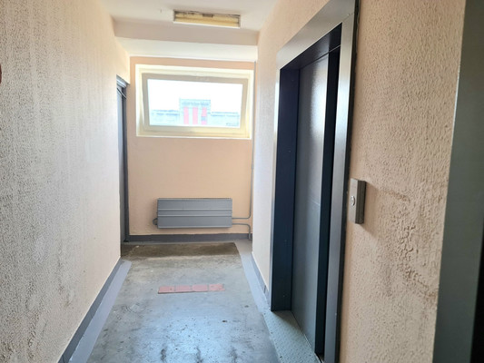 Продам трехкомнатную (3-комн.) квартиру, Южнобутовская ул, 121, Москва г