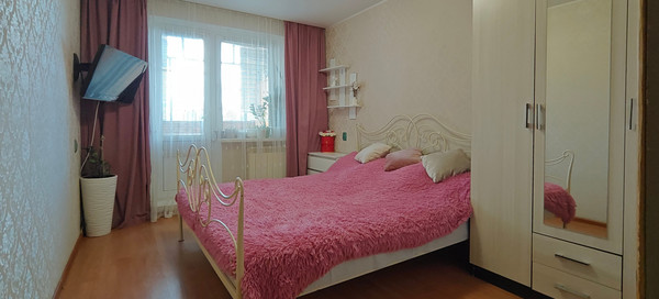 Продам двухкомнатную (2-комн.) квартиру, Новоселов ул, 42, Рязань г