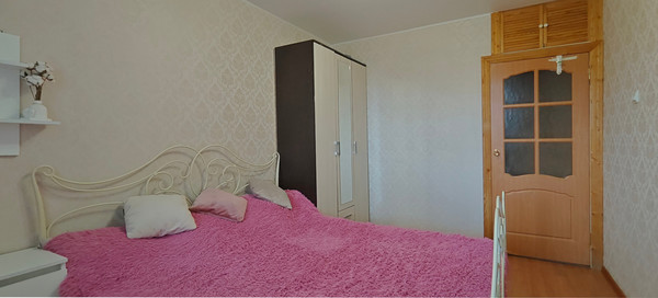 Продам двухкомнатную (2-комн.) квартиру, Новоселов ул, 42, Рязань г