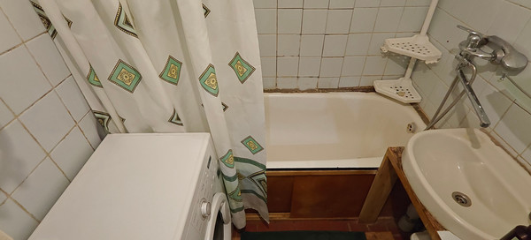Продам двухкомнатную (2-комн.) квартиру, Новоселов ул, 42, Рязань г