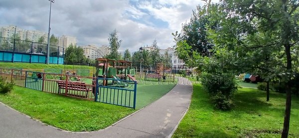 Продам трехкомнатную (3-комн.) квартиру, Захарьинские Дворики ул, 1к2, Москва г