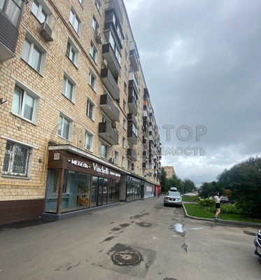Продам коммерческое помещение 365 м2, Дербеневская наб, 13/17к2, Москва г