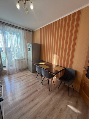 Продам двухкомнатную (2-комн.) квартиру, Славы пр-кт, 52Ак1, Санкт-Петербург г
