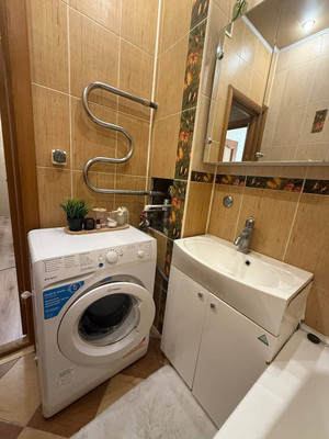 Продам двухкомнатную (2-комн.) квартиру, Славы пр-кт, 52Ак1, Санкт-Петербург г