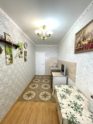 Продам однокомнатную (1-комн.) квартиру, Парковая ул, 36, Слащево д