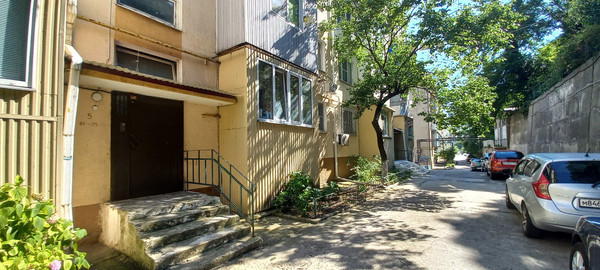 Продам однокомнатную (1-комн.) квартиру, Б. Хмельницкого ул, 109, Туапсе г