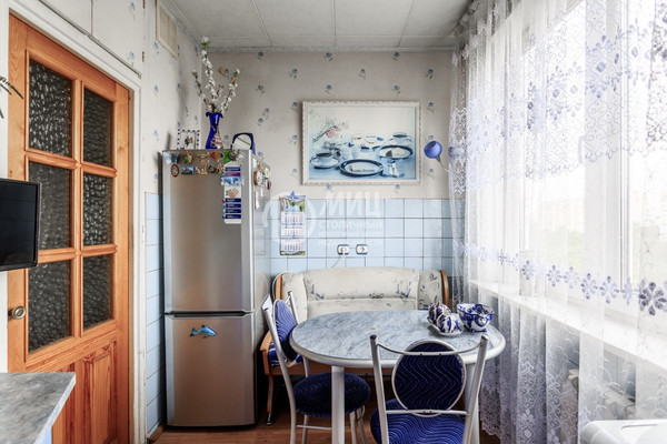 Продам трехкомнатную (3-комн.) квартиру, Дегунинская ул, 15, Москва г