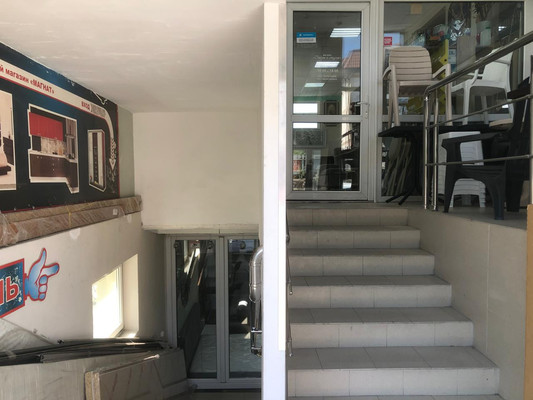 Продам коммерческое помещение 212 м2, Мира ул, 9, Геленджик г