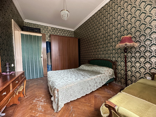 Продам трехкомнатную (3-комн.) квартиру, Чернышевского ул, 169, Нальчик г