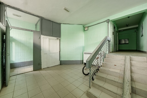 Продам двухкомнатную (2-комн.) квартиру, Дубнинская ул, 46, Москва г