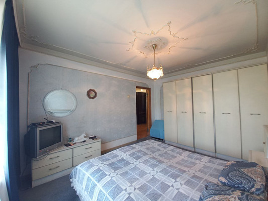 Продам трехкомнатную (3-комн.) квартиру, Кулиева пр-кт, 25, Нальчик г