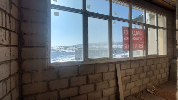 Продам трехкомнатную (3-комн.) квартиру, Солнечная ул, 10, Нальчик г