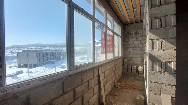 Продам трехкомнатную (3-комн.) квартиру, Солнечная ул, 10, Нальчик г