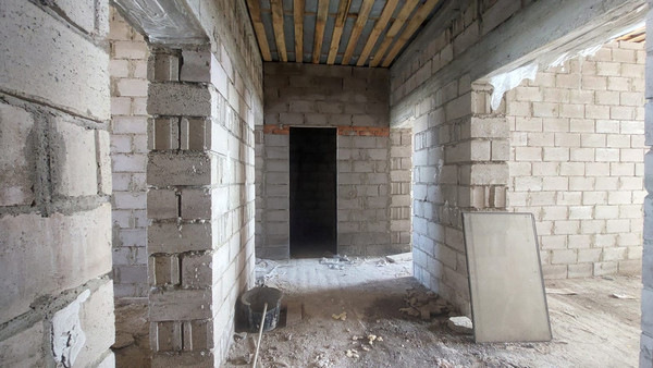 Продам трехкомнатную (3-комн.) квартиру, Солнечная ул, 10, Нальчик г