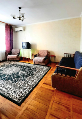 Продам двухкомнатную (2-комн.) квартиру, Тепличная ул, 58, Краснодар г