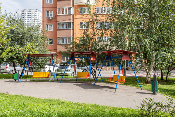 Продам однокомнатную (1-комн.) квартиру, Лухмановская ул, 24, Москва г