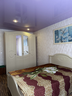 Продам двухкомнатную (2-комн.) квартиру, Старорусский б-р, 33, Великий Новгород г