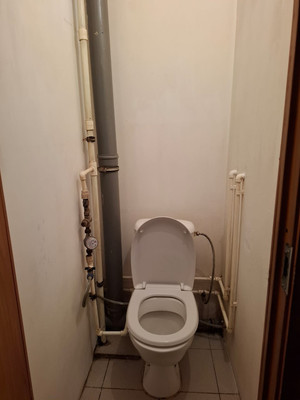 Продам трехкомнатную (3-комн.) квартиру, Маршала Казакова ул, 68к1, Санкт-Петербург г