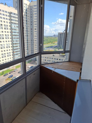 Продам трехкомнатную (3-комн.) квартиру, Маршала Казакова ул, 68к1, Санкт-Петербург г