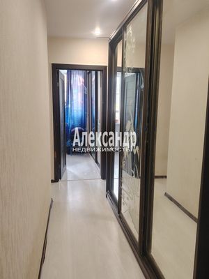 Продам однокомнатную (1-комн.) квартиру, Пограничная (Сертолово-1 мкр.) ул, 4к2, Сертолово г