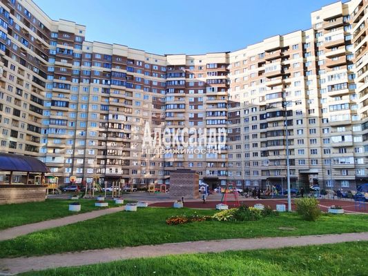 Продам однокомнатную (1-комн.) квартиру, Шоссе в Лаврики ул, 57к3, Мурино п