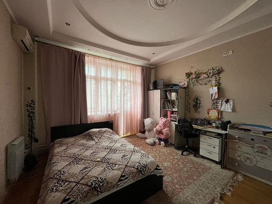Продам многокомнатную квартиру, Новая ул, 6, Марьино д