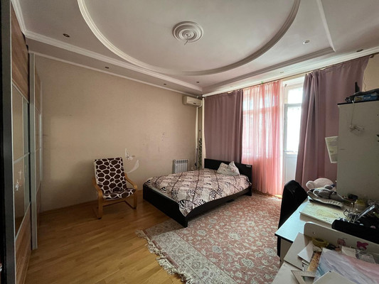 Продам многокомнатную квартиру, Новая ул, 6, Марьино д
