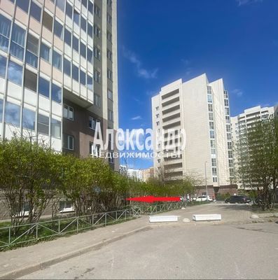 Сдам торговое помещение 7 м2, Оптиков ул, 50к2, Санкт-Петербург г