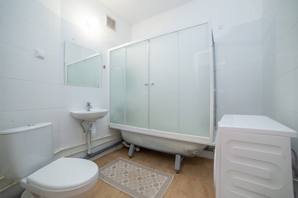 Продам однокомнатную (1-комн.) квартиру, Светлый мкр, 2, Екатеринбург г