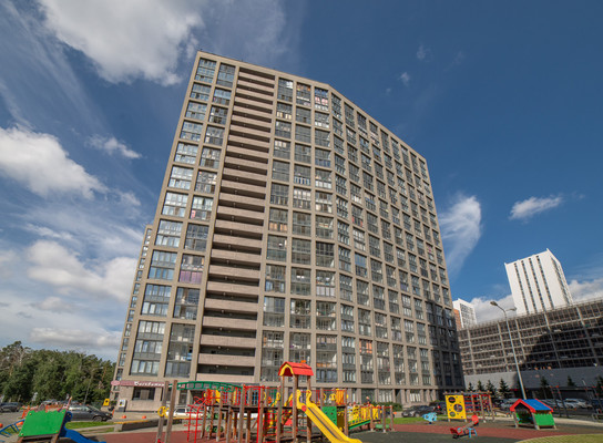 Продам однокомнатную (1-комн.) квартиру, Светлый мкр, 2, Екатеринбург г