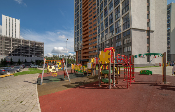 Продам однокомнатную (1-комн.) квартиру, Светлый мкр, 2, Екатеринбург г