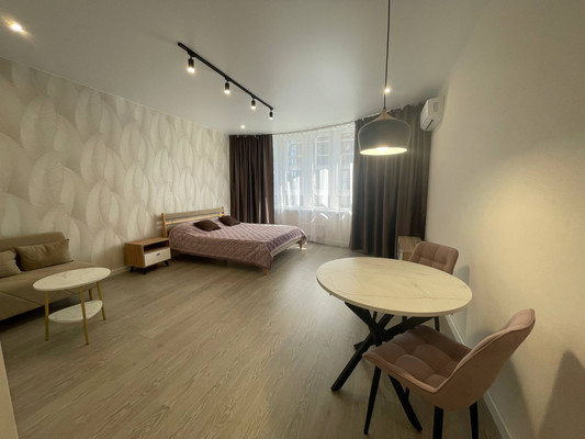 Сдам однокомнатную (1-комн.) квартиру, им. Ивана Беличенко ул, 90к2, Краснодар г