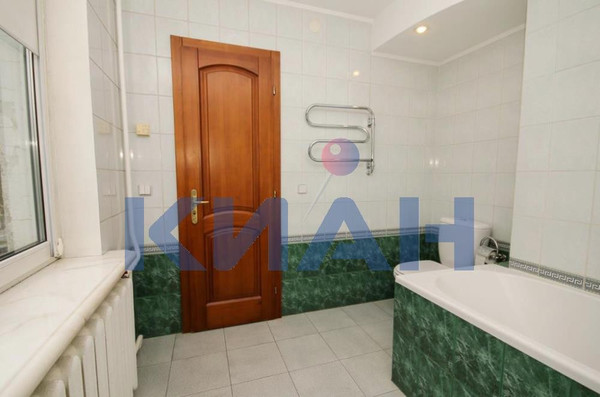 Продам многокомнатную квартиру, Республики ул, 43, Красноярск г