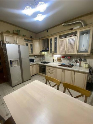 Продам трехкомнатную (3-комн.) квартиру, Яузская аллея, 6, Москва г