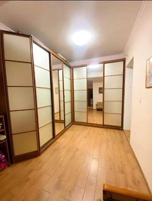 Продам трехкомнатную (3-комн.) квартиру, Яузская аллея, 6, Москва г