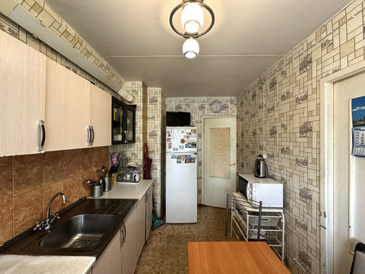 Продам многокомнатную квартиру, Наличная ул, 30А, Санкт-Петербург г