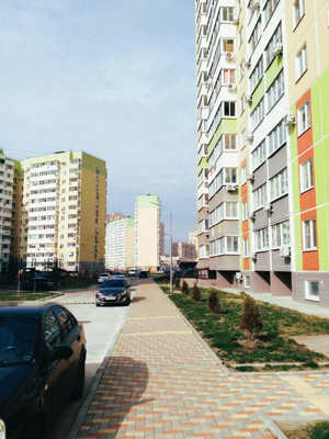 Продам однокомнатную (1-комн.) квартиру, им. Валерия Гассия ул, 18, Краснодар г