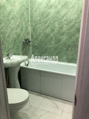 Продам однокомнатную (1-комн.) квартиру, Калинина ул, 17, Приозерск г