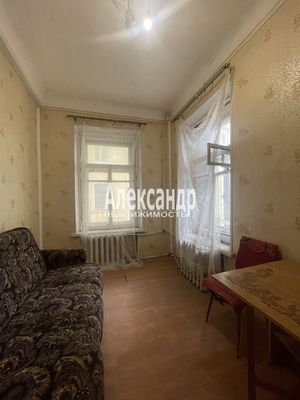 Продам комнату в 4-комн. квартире, Съезжинская ул, 24Б, Санкт-Петербург г