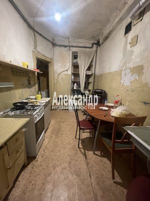Продам комнату в 4-комн. квартире, Съезжинская ул, 24Б, Санкт-Петербург г