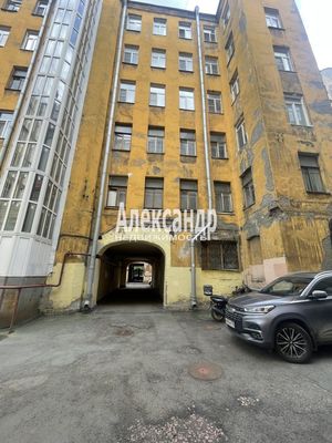 Продам комнату в 4-комн. квартире, Съезжинская ул, 24Б, Санкт-Петербург г