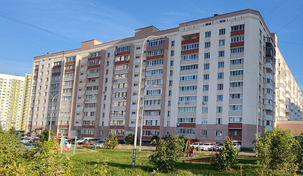 Продам трехкомнатную (3-комн.) квартиру, 65-летия Победы ул, 9, Пенза г