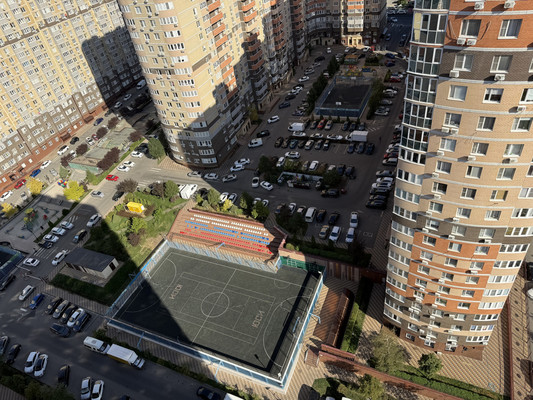 Продам трехкомнатную (3-комн.) квартиру, Подвойского ул, 41, Ростов-на-Дону г